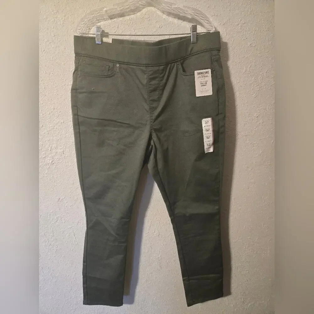 Signature by Levi Strauss Olive Green Pants - Picture 1 of 4